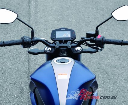 LCD dash, 12L fuel tank, 805mm width.