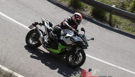 World Launch: 2023 Kawasaki Ninja 7 Hybrid, Full Test