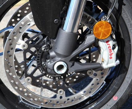 320mm rotors and Brembo Stylema calipers.