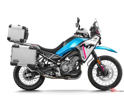 2024 CFMOTO 450MT.