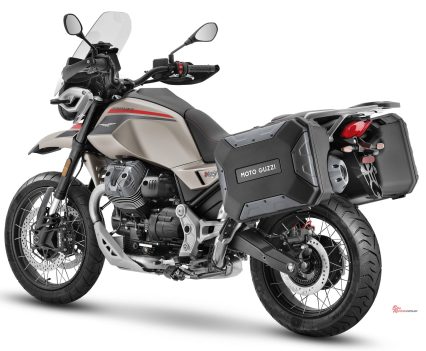 2024 Moto Guzzi V85 TT Travel.