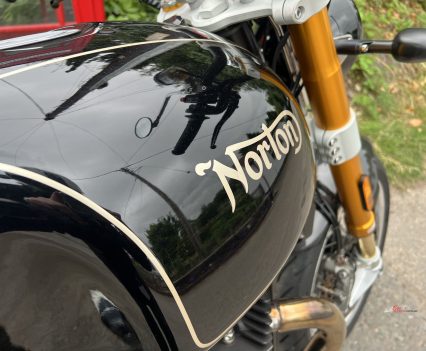 2023 Norton Commando 961 SP.