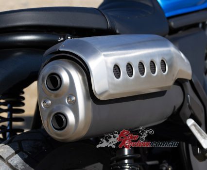Scrambler style exhaust.