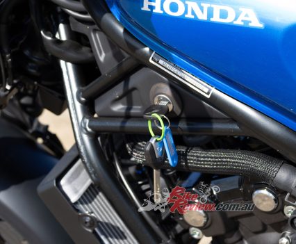 Exposed frame for a raw look.