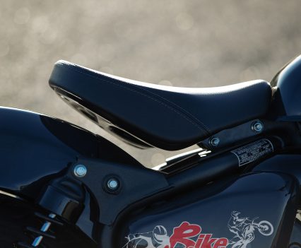 Bobber style single seat.