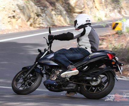 Bikereview_2024_Suzuki_GIXXER_250_033